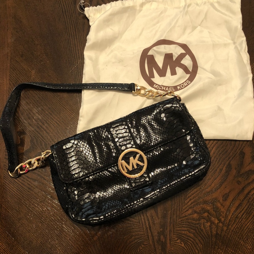MK Snake print shoulder purse